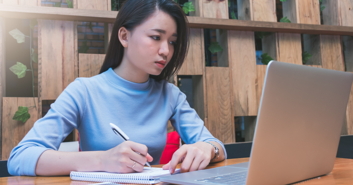 How to Write the Best College Thesis Successfully